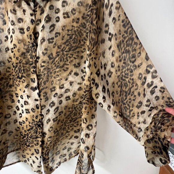 Maggie Barnes Womens Button-Down Semi-Sheer Tunic Animal Print Size 26W - Picture 5 of 7